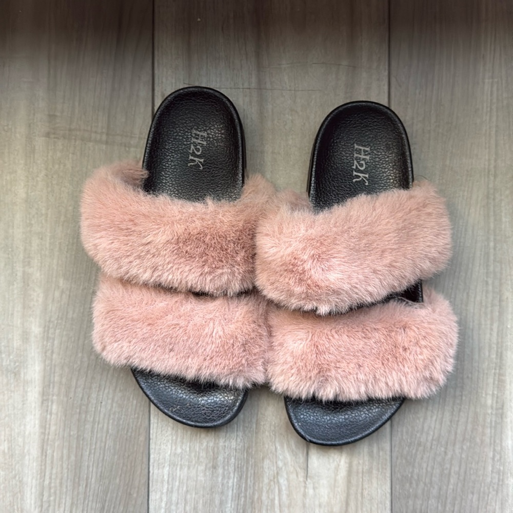 Slippers